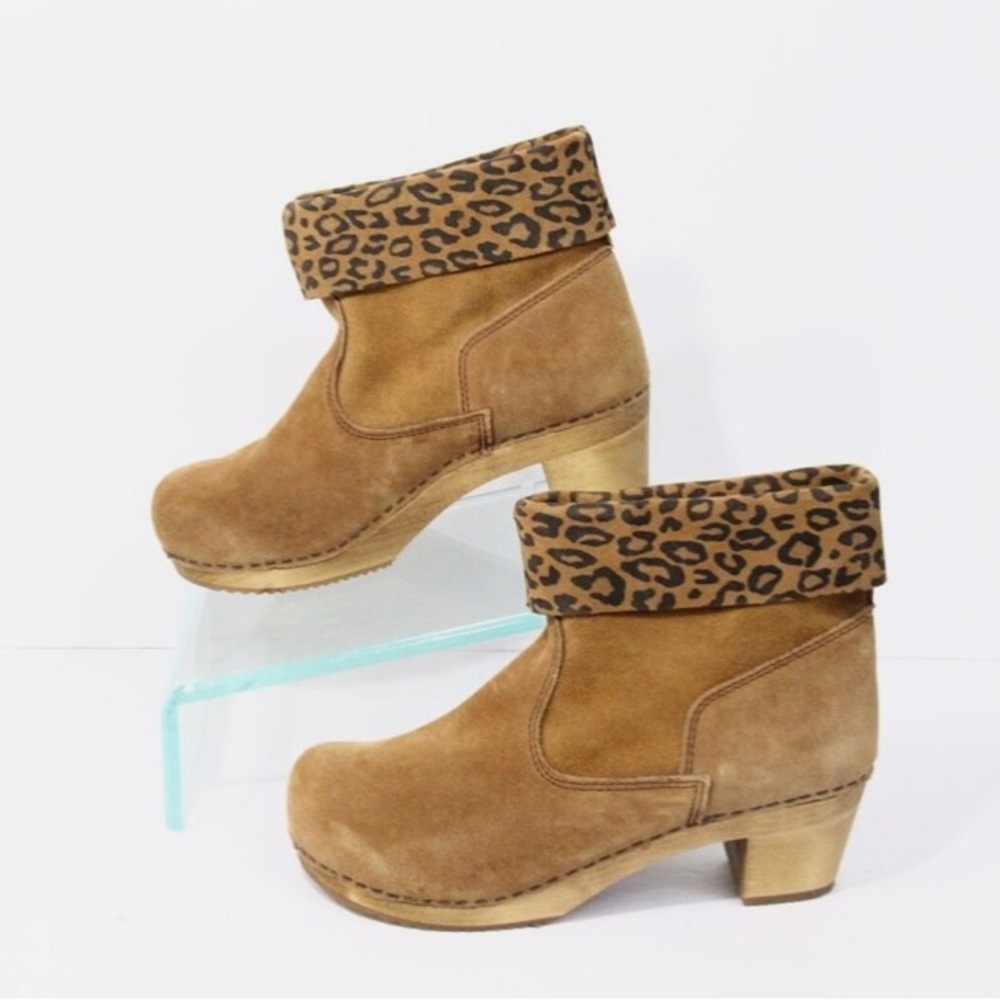 Suede ColorNatureUS 8 1/2 SanitaWoodenClogs WomenSquare Heel Leopard Print NEW